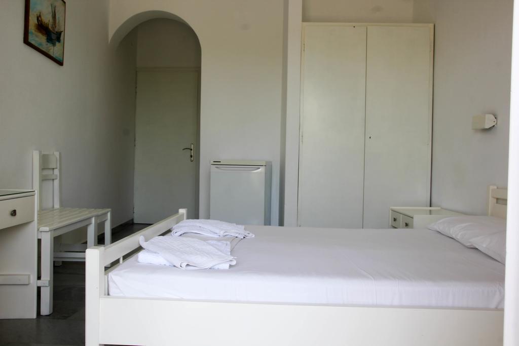 Hotel Zannet Párosz Kültér fotó